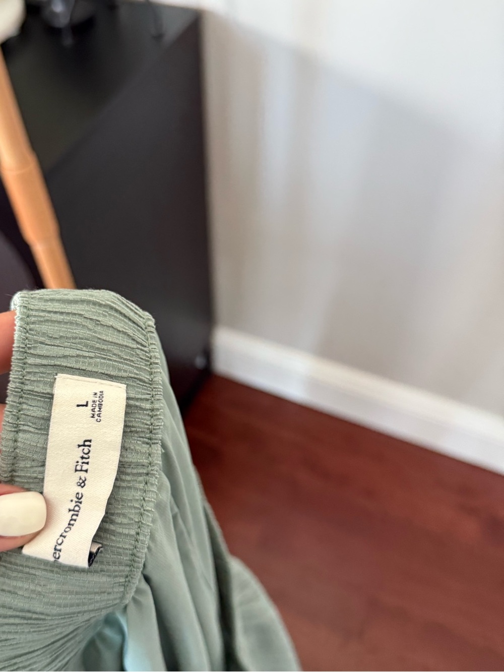Abercrombie & Fitch Sage Green High Rise Wide Leg Pull On Pants Size Large NWOT - Picture 8 of 9